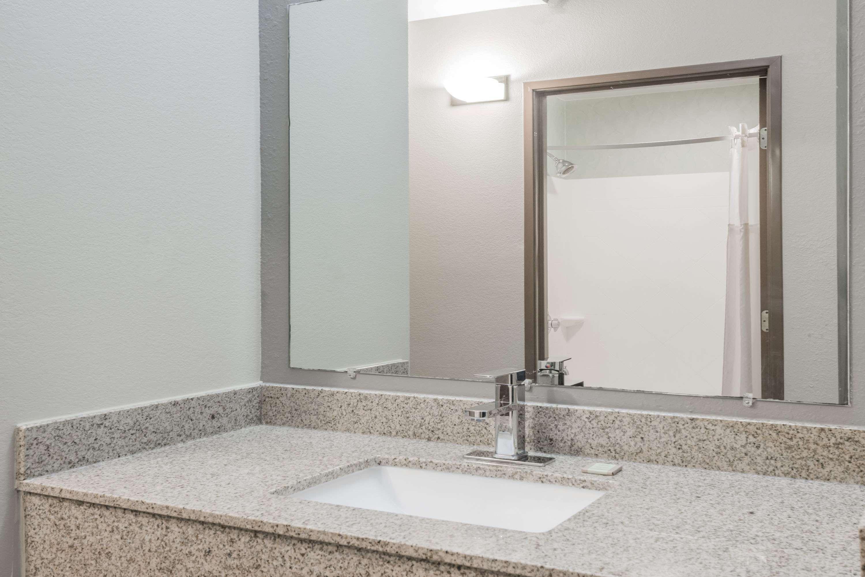 Super 8 By Wyndham Mars/Cranberry/Pittsburgh Area Hotel Cranberry Township Ngoại thất bức ảnh